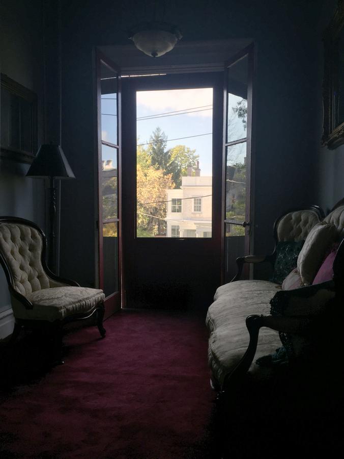 Hudson City Bed And Breakfast Exterior photo